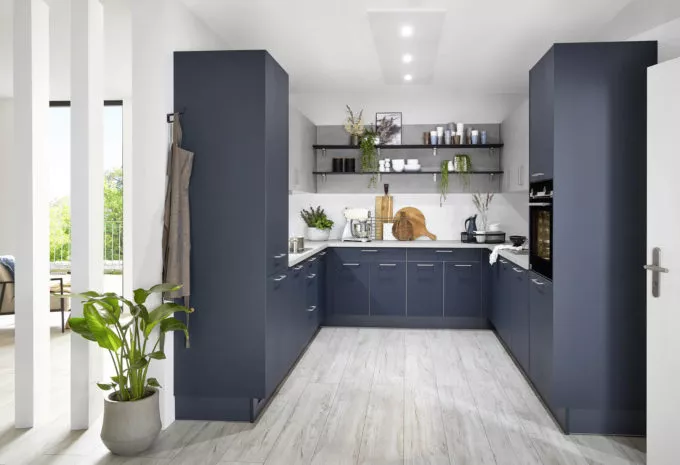 U-Küche in blau